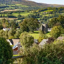 DSC00083 Castle Park in the town centre.